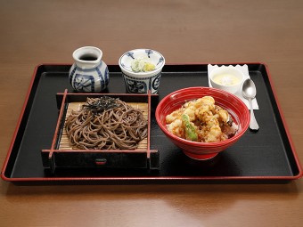 ミニ天丼と麺セット（そば・冷）