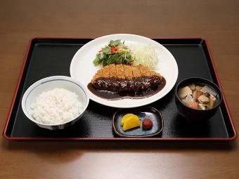 みそかつ定食（八丁味噌）